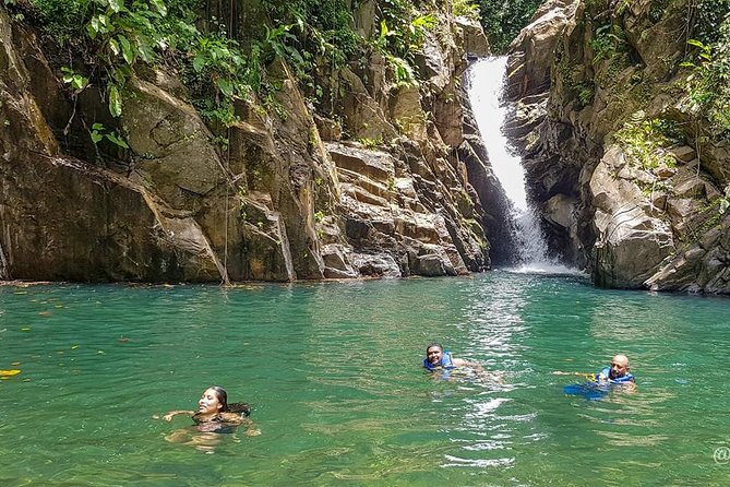 Paria Waterfall - Reaching Paria Falls and taking a swim