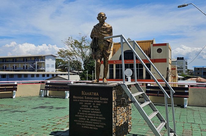 Tracing Ten Statues to a Los Iros Mud Volcano Experience - Two hours at the Los Iros mud volcano