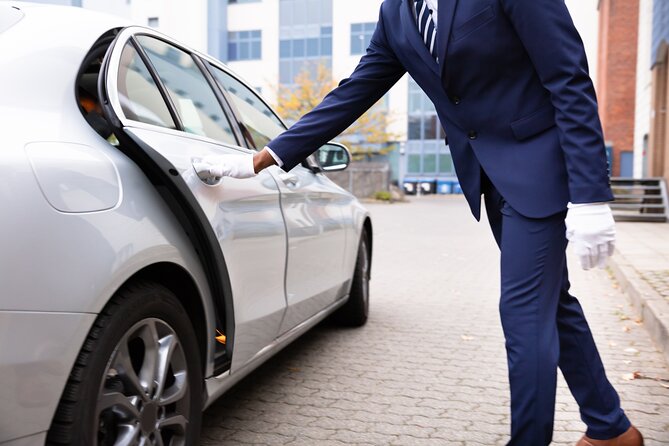 Trinidad Airport Transfer to Port of Spain Hotels - What the 30 to 45 minute journey is really like